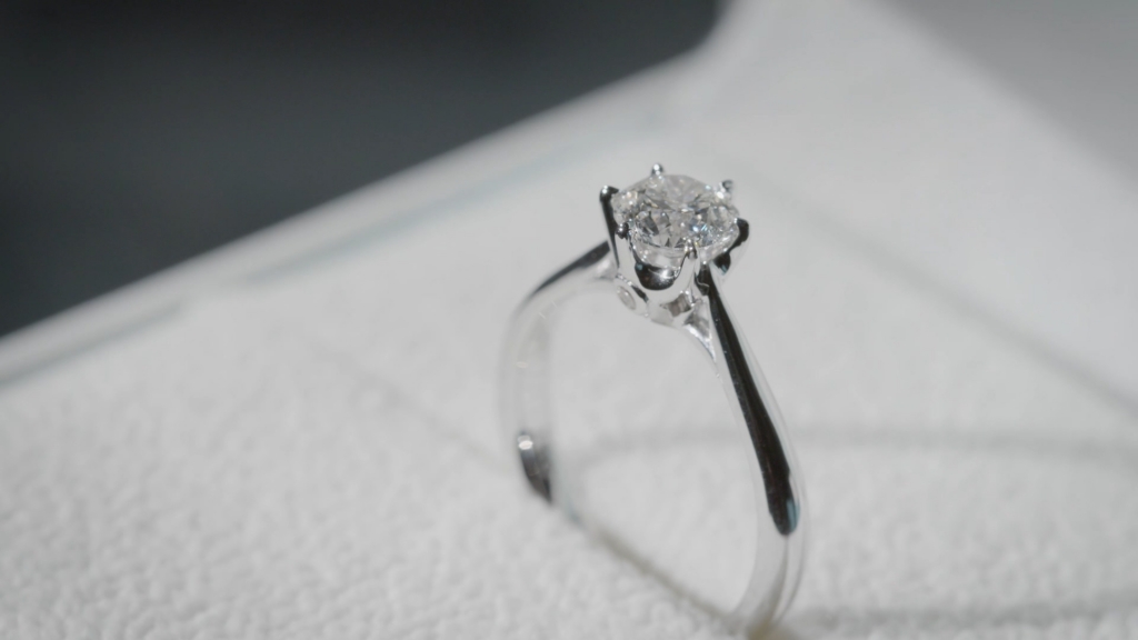 D102 제품 공정과정 스케치 소개영상